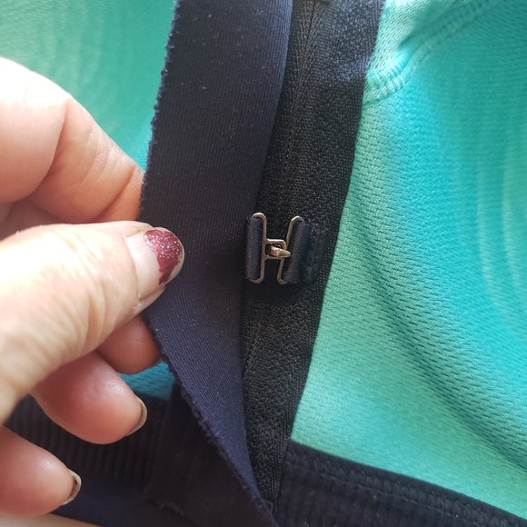 VSX Sport Victoria’s Secret Sports Teal and Black Bra Mesh Pattern Sz 38C. - Picture 14 of 16